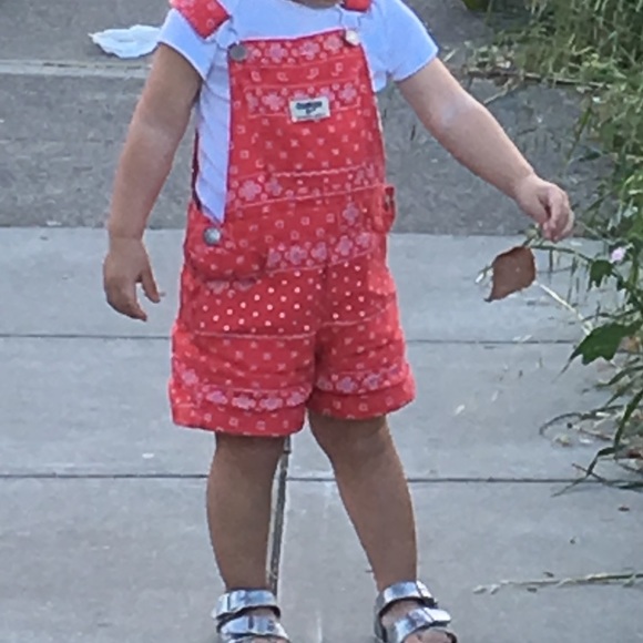 OshKosh B'gosh Other - Oshkosh short jumpsuit